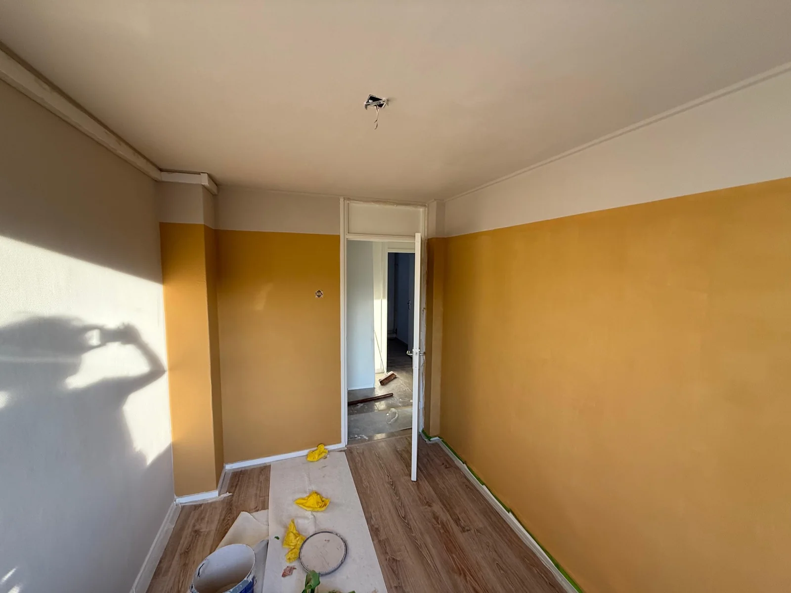 Okergeel als uitgesproken interieurkleur